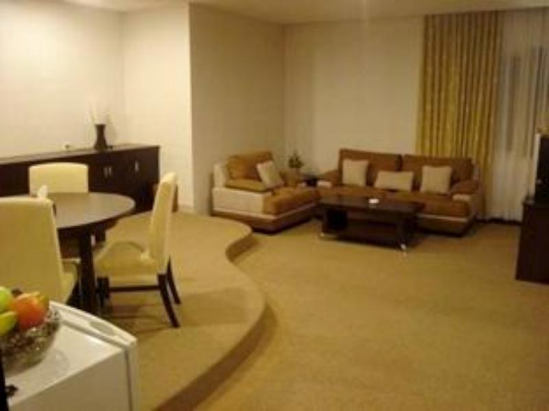 Plaza Inn Kendari Kültér fotó